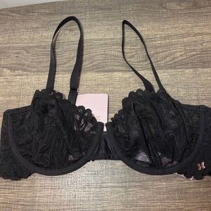 🎉3 for $15 NWT Savage Not Sorry Lightly Lined Lace Balconette Bra size 36DD